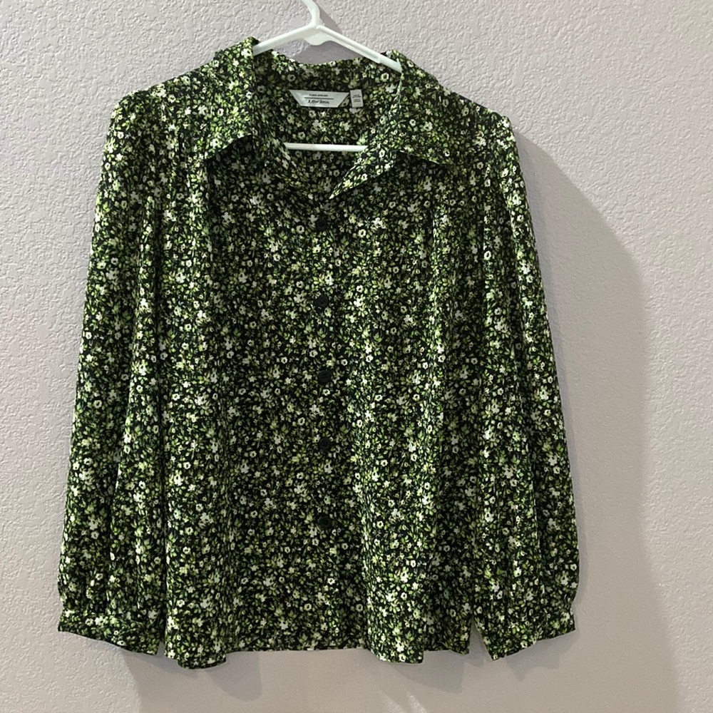 Button down green floral Paris Atelier blouse EUR 42 (like a US 10)